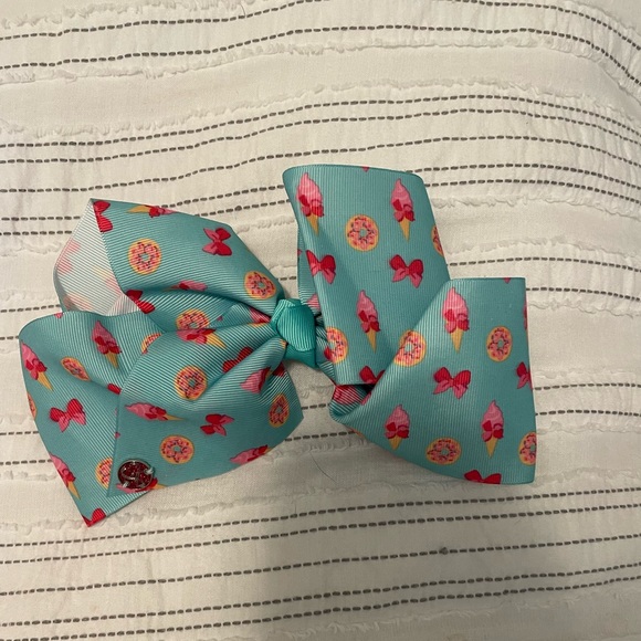 BULK Jojo Siwa Bows !! Barely worn ! They don’t make these styles anymore ! - Picture 2 of 5